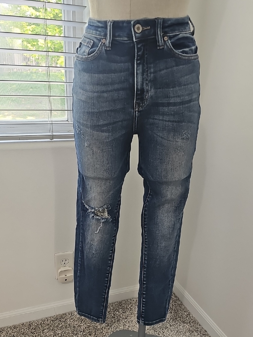 KanCan Distressed Skinny Jeans